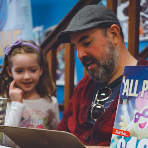 Comic Artist,Tony Fleecs, Arctic Comic Con, Anchorage, Alaska, Cosplayers, Celebrities, Artists, Gaming, Comic Books, Anime, Venders